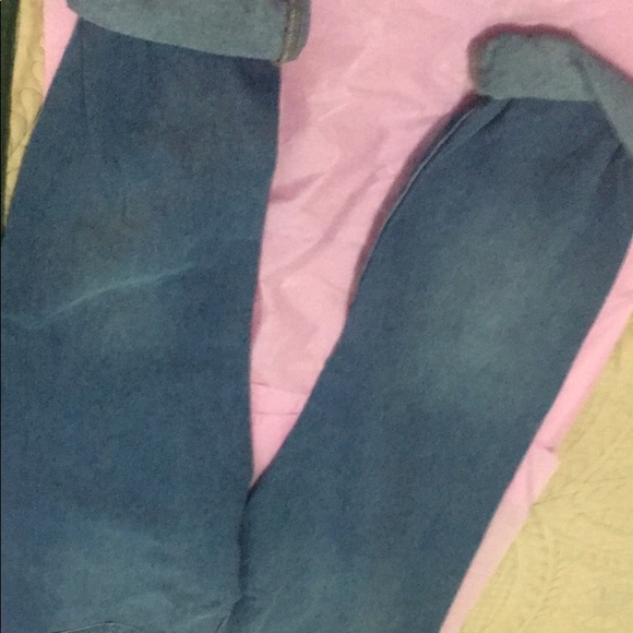 Jeans new worn once, from Urban Outfitters - Picture 3 of 4